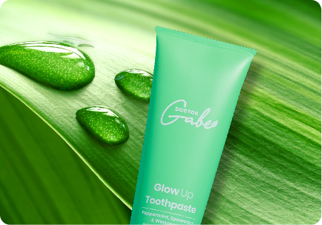 Brush Up on the Benefits of Natural Toothpaste